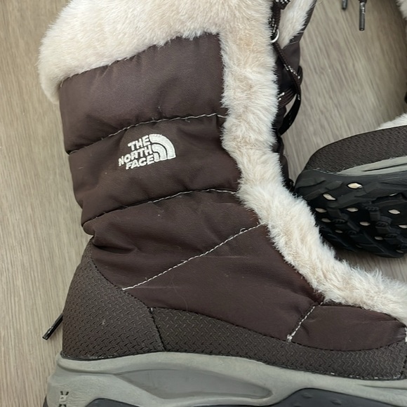The North Face Nuptse Fur IV Winter Boots - Women’s Size 7 - Picture 5 of 7